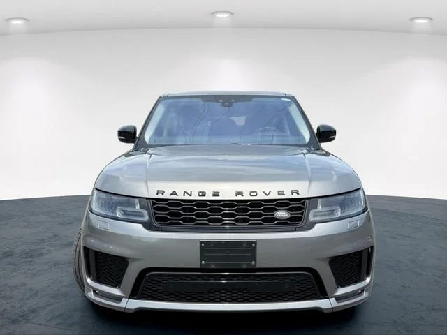Used 2019 Silver Land Rover HSE Dynamic image 9