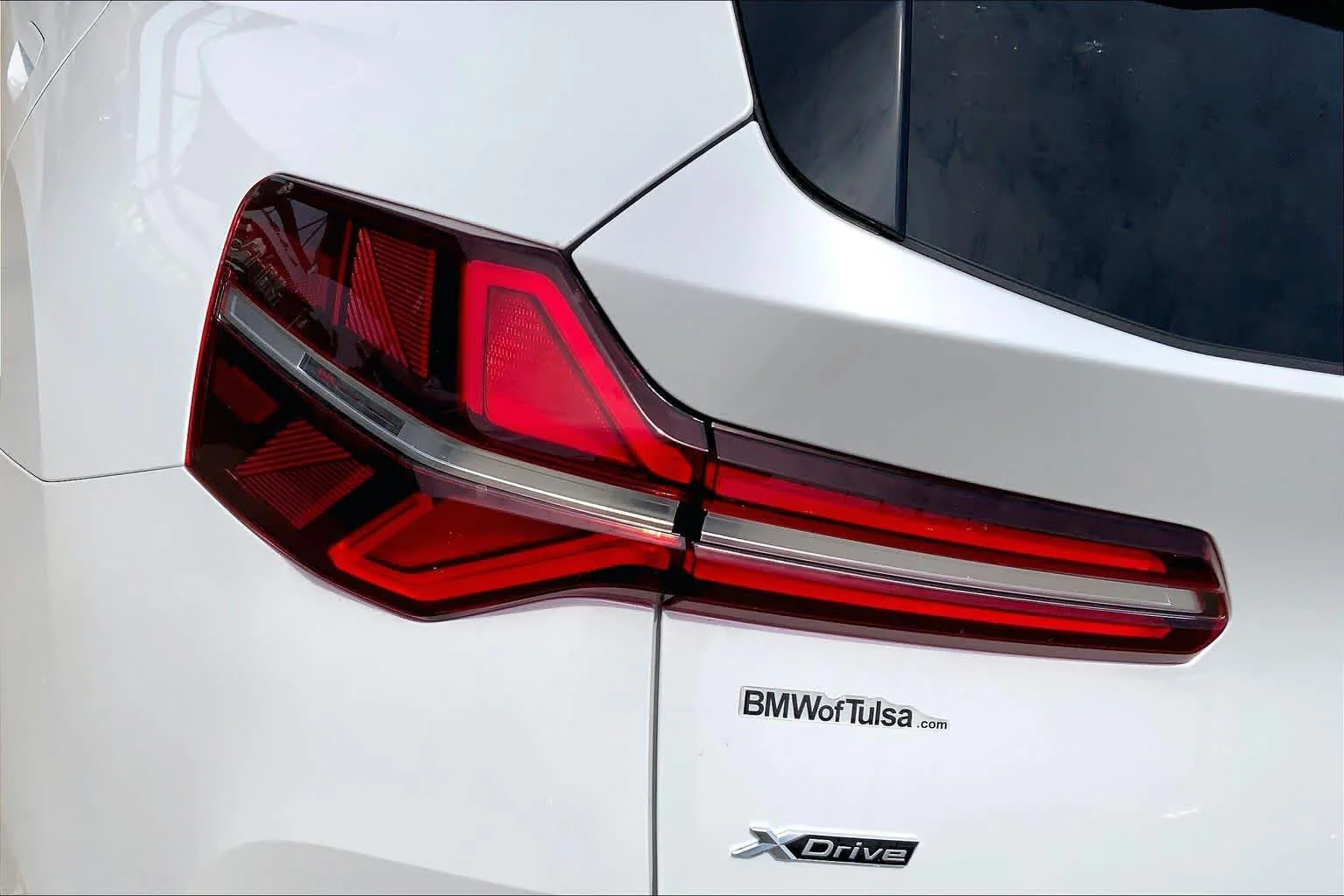 New 2026 Mineral White Metallic BMW 30 xDrive image 14