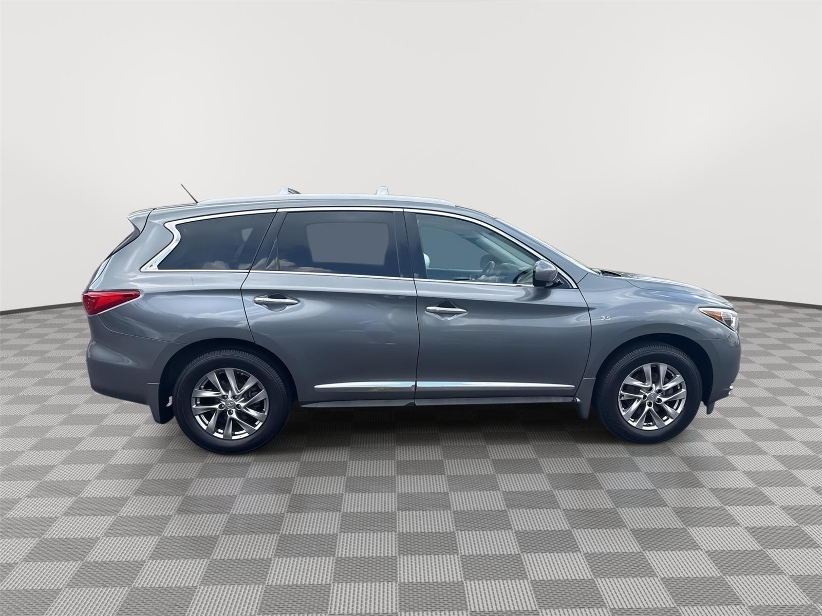 Used 2015 Graphite Shadow INFINITI  image 5