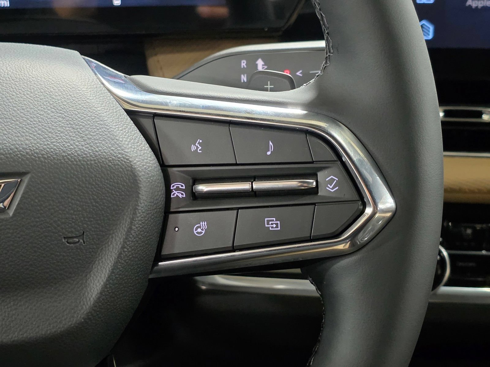 2027 Chevrolet Equinox ACTIV - Photo 33