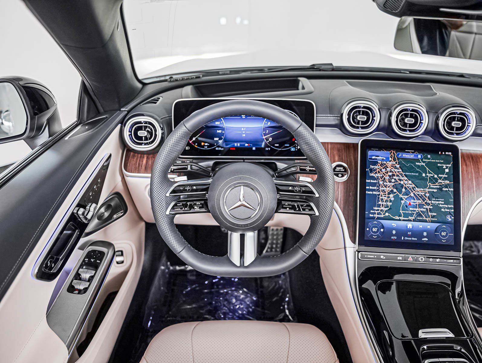 New 2026 Polar White Mercedes-Benz CLE 450 image 11