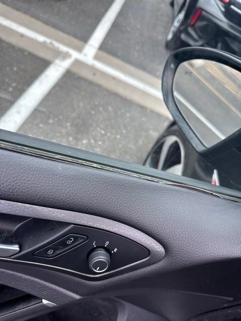 Used 2019 Deep Black Volkswagen S image 11