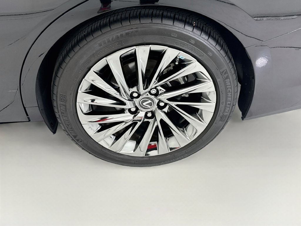 Used 2024 Obsidian Lexus 350 Ultra Luxury image 30