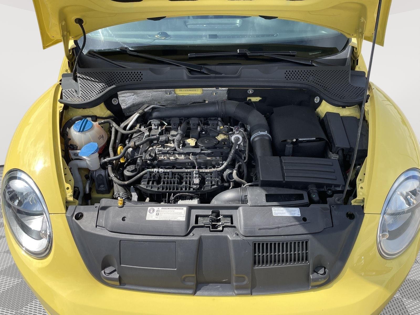 Used 2014 Yellow Rush Volkswagen 1.8T image 8