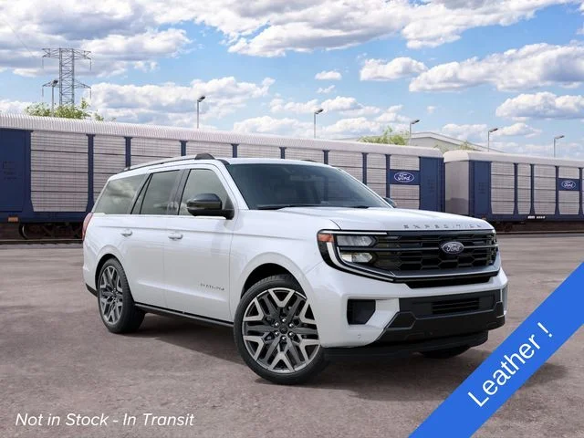 New 2027 Star White Metallic Tri-Coat Ford Platinum image 4