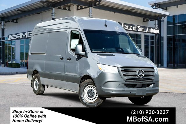 New 2025 Mercedes-Benz Sprinter Cargo Van 144 WB With Navigation