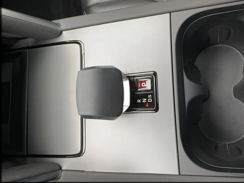Used 2025 Gray Land Rover SE image 44