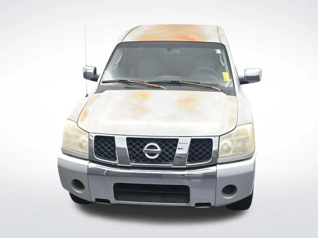 Used 2005 Silver Nissan SE image 20