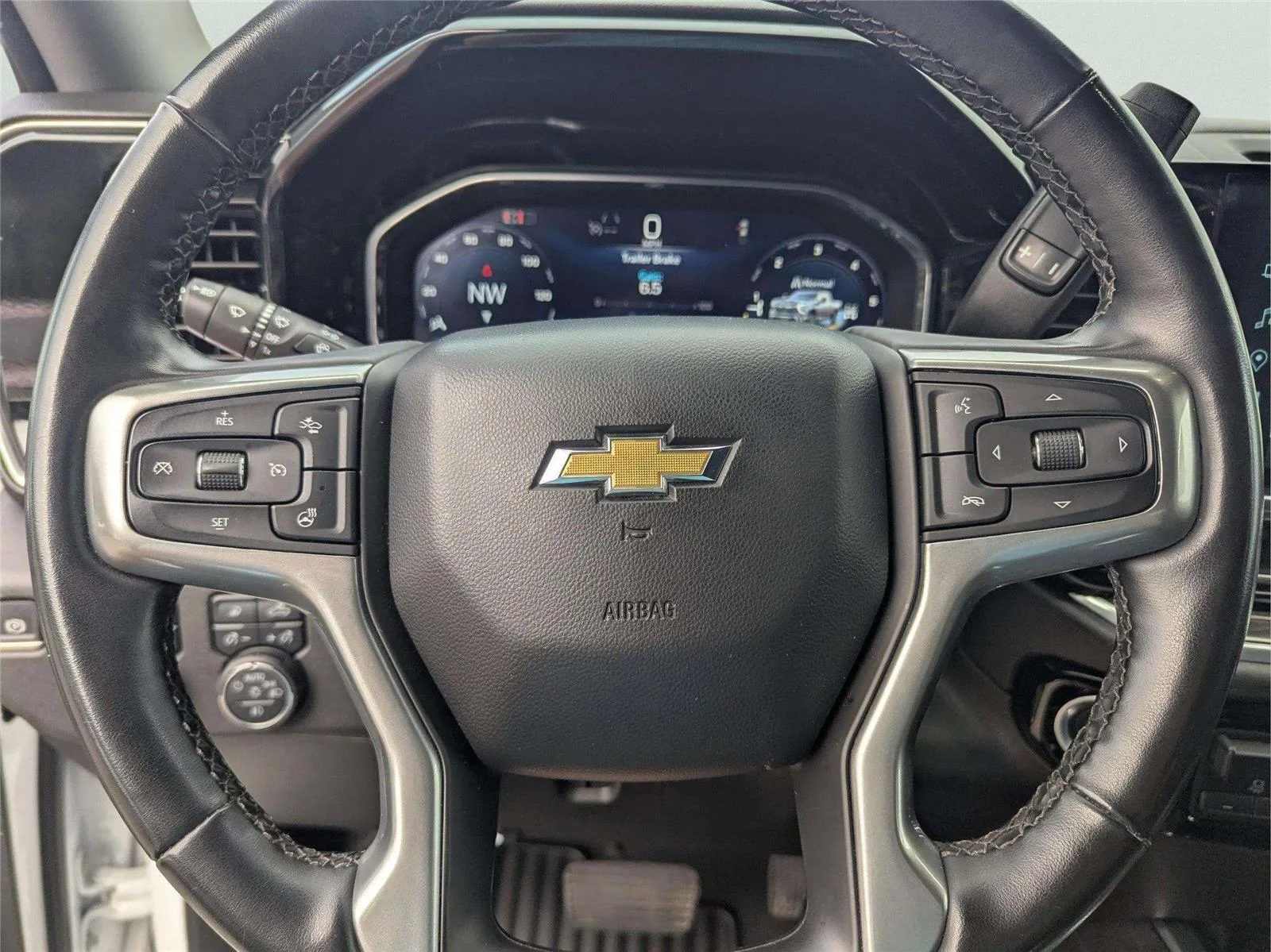 Used 2024 Summit White Chevrolet LTZ image 19