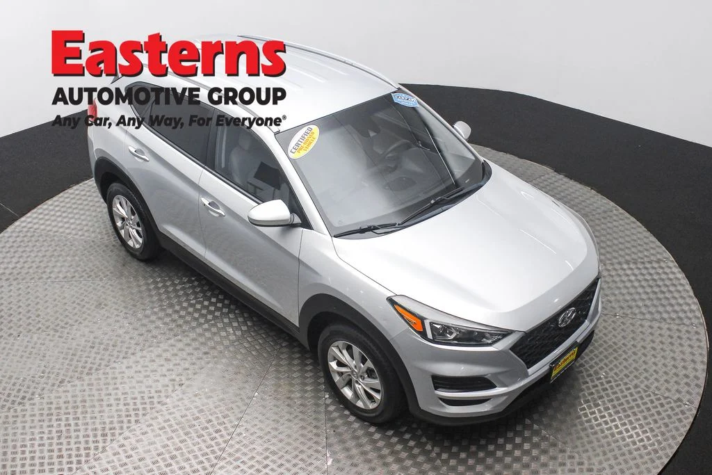 Used 2019 Silver Hyundai Value image 3