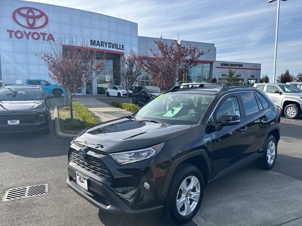 Used 2021 Midnight Black Metallic Toyota XLE image 1