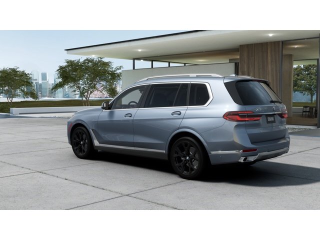 New 2027 Sparkling Copper Metallic BMW X7 40i image 2