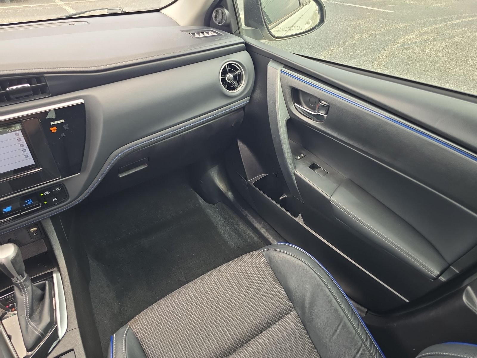 Used 2017 White Toyota SE image 12