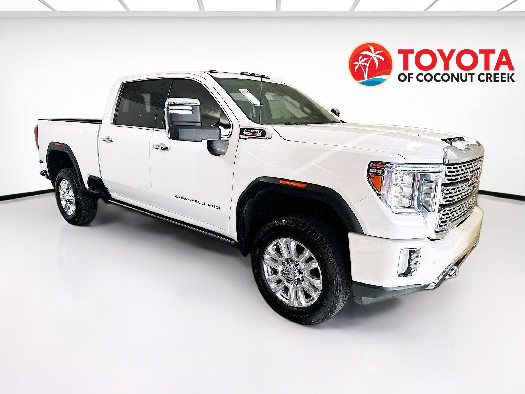 2022 GMC Sierra 4WD Crew Cab Standard Box Denali's photo