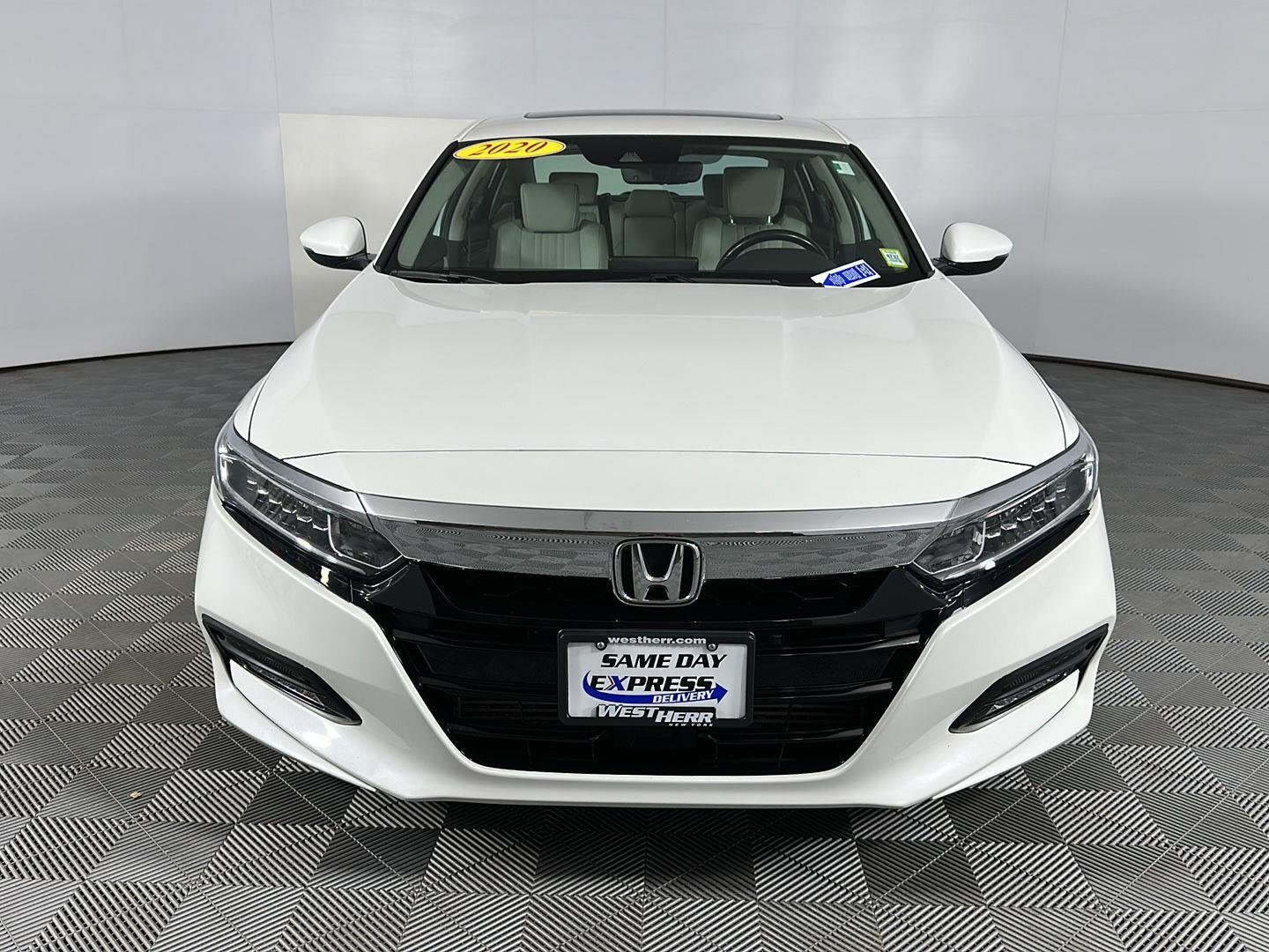 Used 2020 Platinum White Pearl Honda EX-L image 3