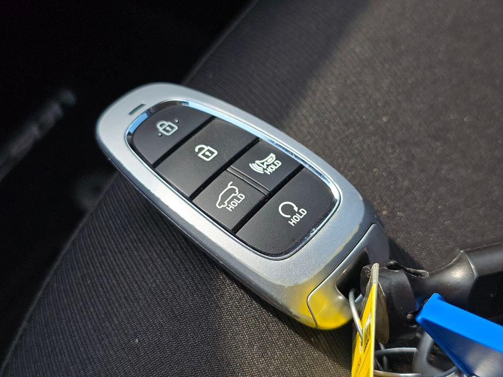 Used 2022 Gray Hyundai SEL Convenience image 37