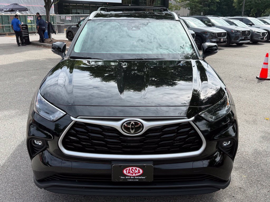 Used 2023 Black Toyota XLE image 2