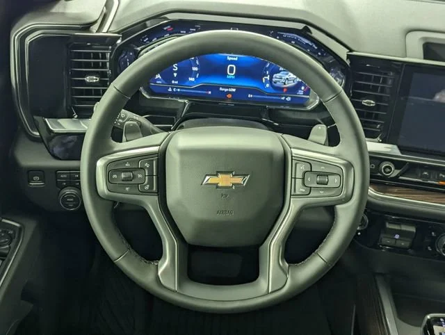 2025 Chevrolet Silverado 1500 LT - Photo 8