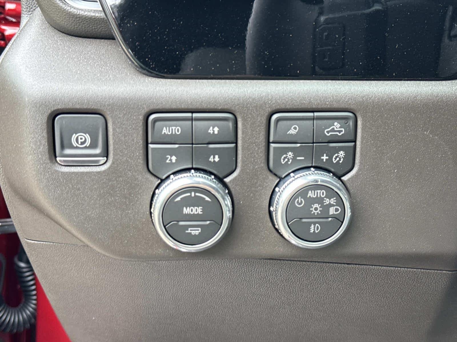 2026 GMC Sierra 1500 SLT - Photo 12
