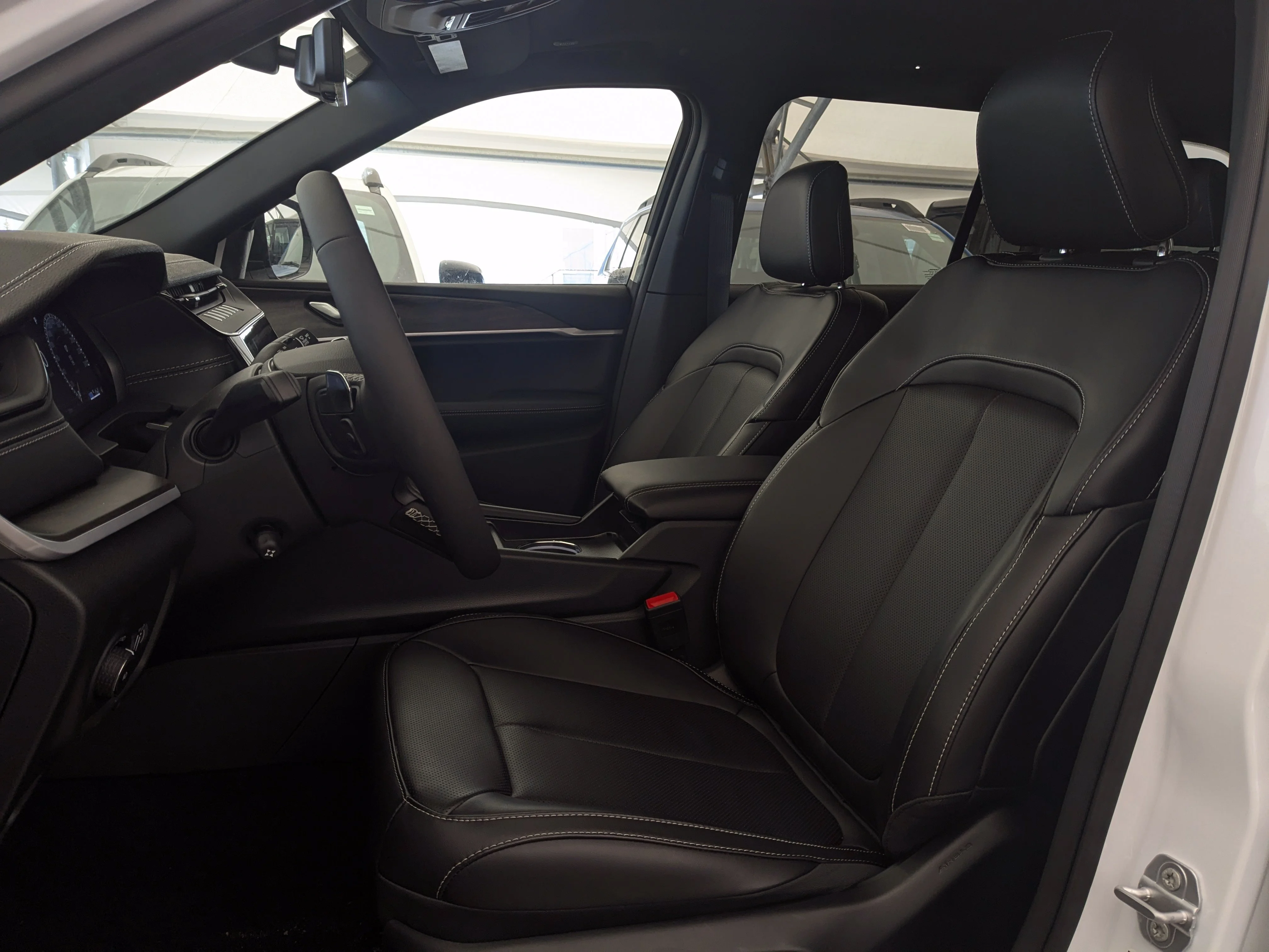 New 2026 White Jeep 85th Anniversary - - $12K Pref Pkg 2C7 - Pano Sunroof - 2nd Row Heated Seats - Leatherette & More! image 14