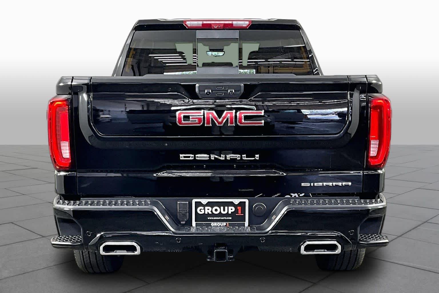 Used 2026 Onyx Black GMC Denali image 5