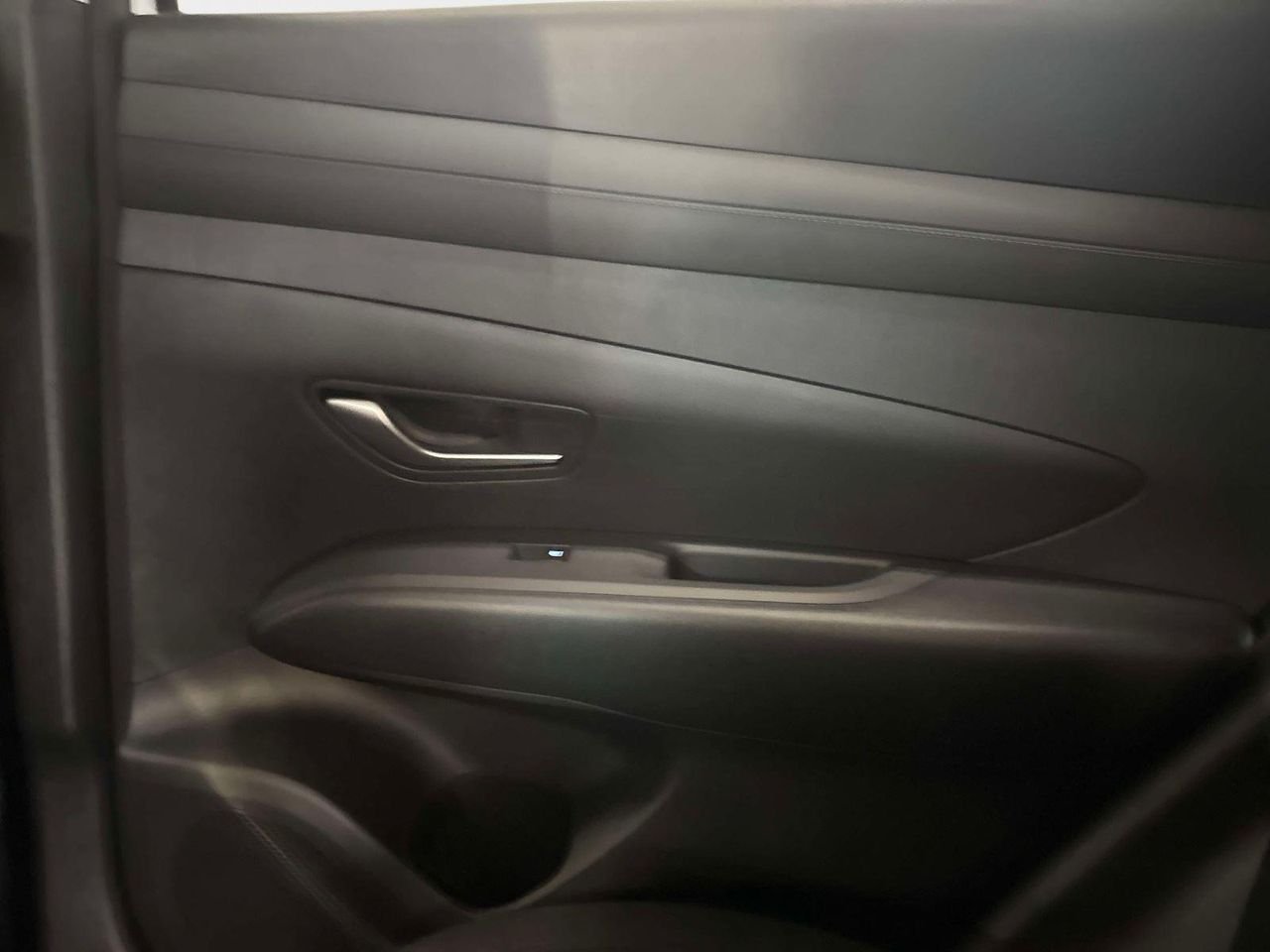 New 2025 Creamy White Pearl Hyundai SEL image 46