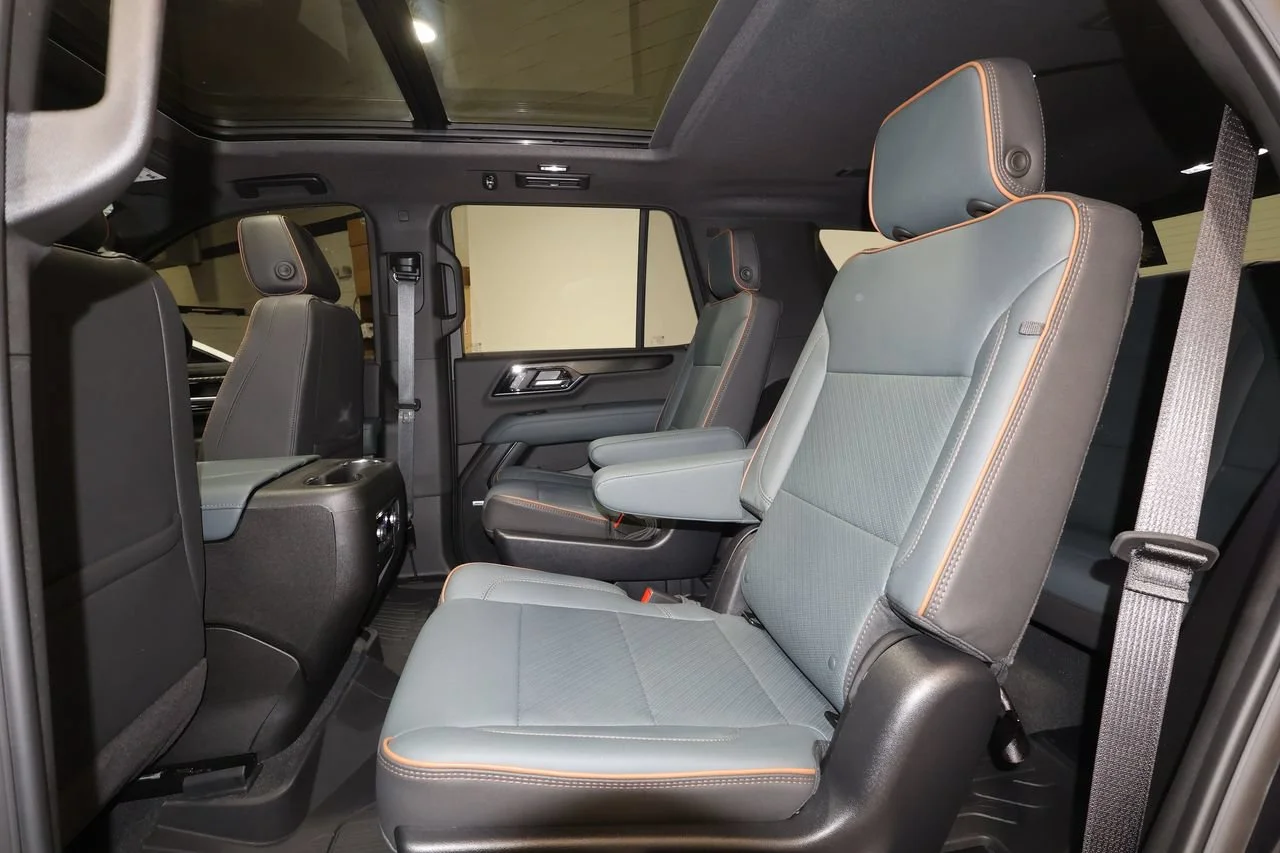 Used 2026 Titanium Rush Metallic GMC AT4 image 27