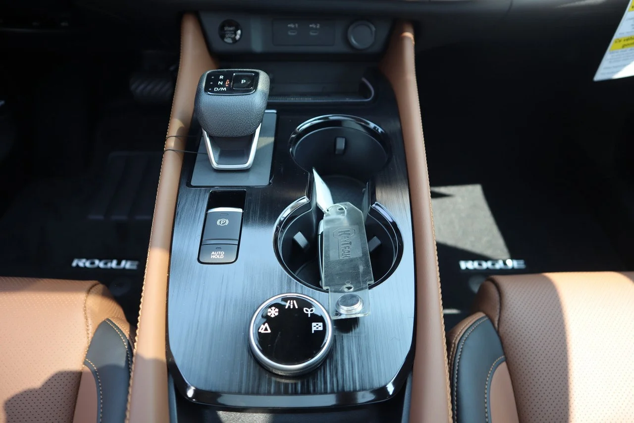 New 2026 Gun Metallic Nissan Platinum image 19