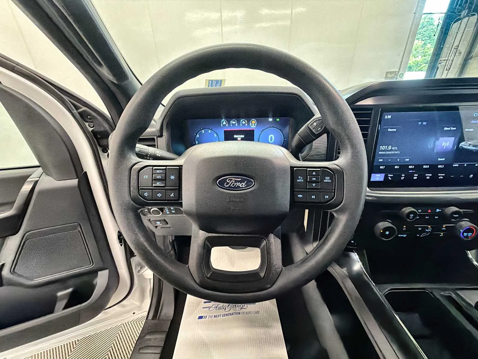 Used 2025 Oxford White Ford STX image 11