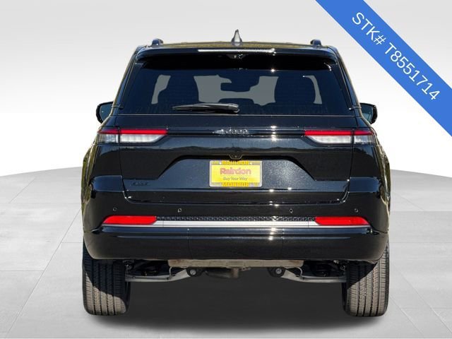 New 2026 Diamond Black Crystal Pearl-Coat Exterior Paint Jeep Limited Reserve image 5