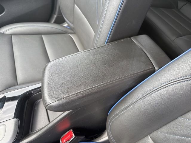 Used 2025 Ebony Twilight Metallic Buick Sport Touring image 27