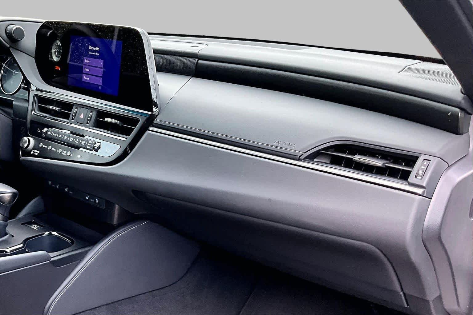 Used 2025 Eminent White Pearl Lexus  image 19