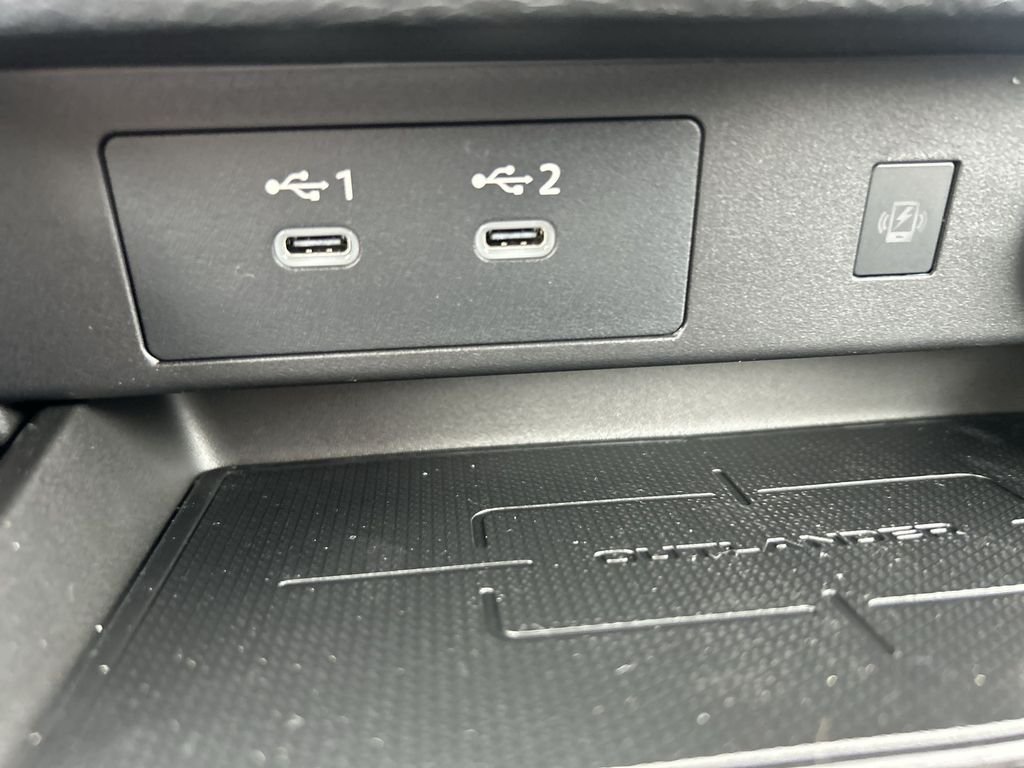 2026 Mitsubishi Outlander SE - Photo 32