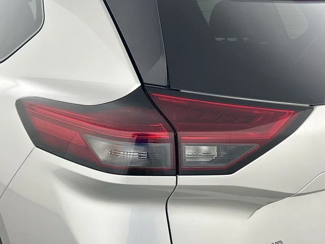 Certified Pre-Owned 2024 Nissan Rogue SV