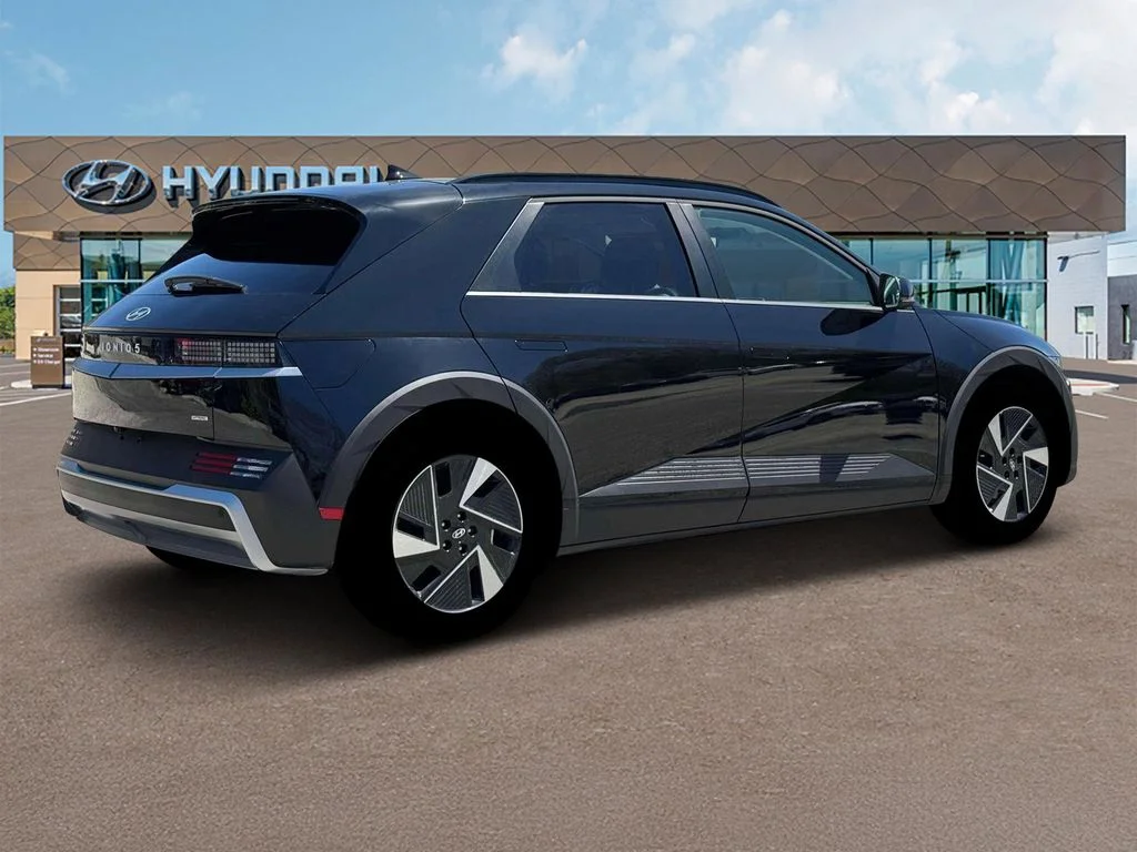 New 2026 Black Hyundai SEL image 8