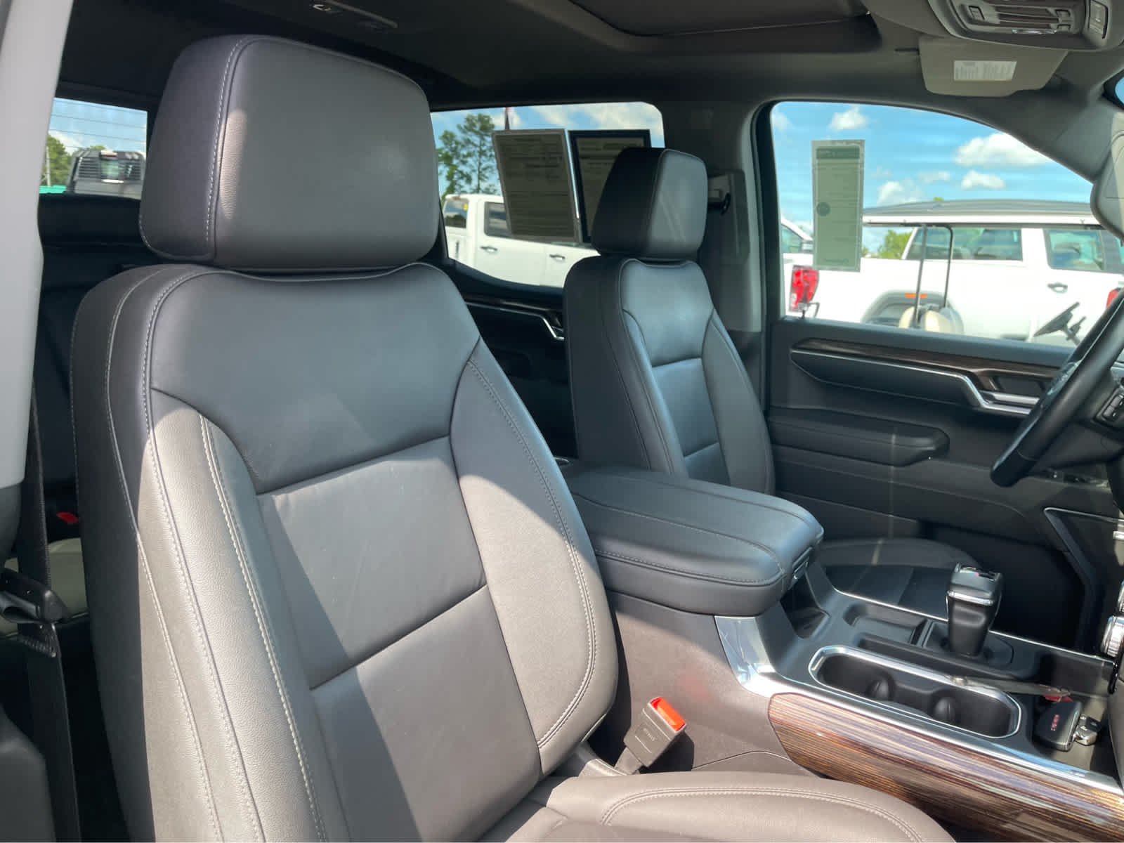 Used 2024 Thunderstorm Gray GMC Elevation image 25