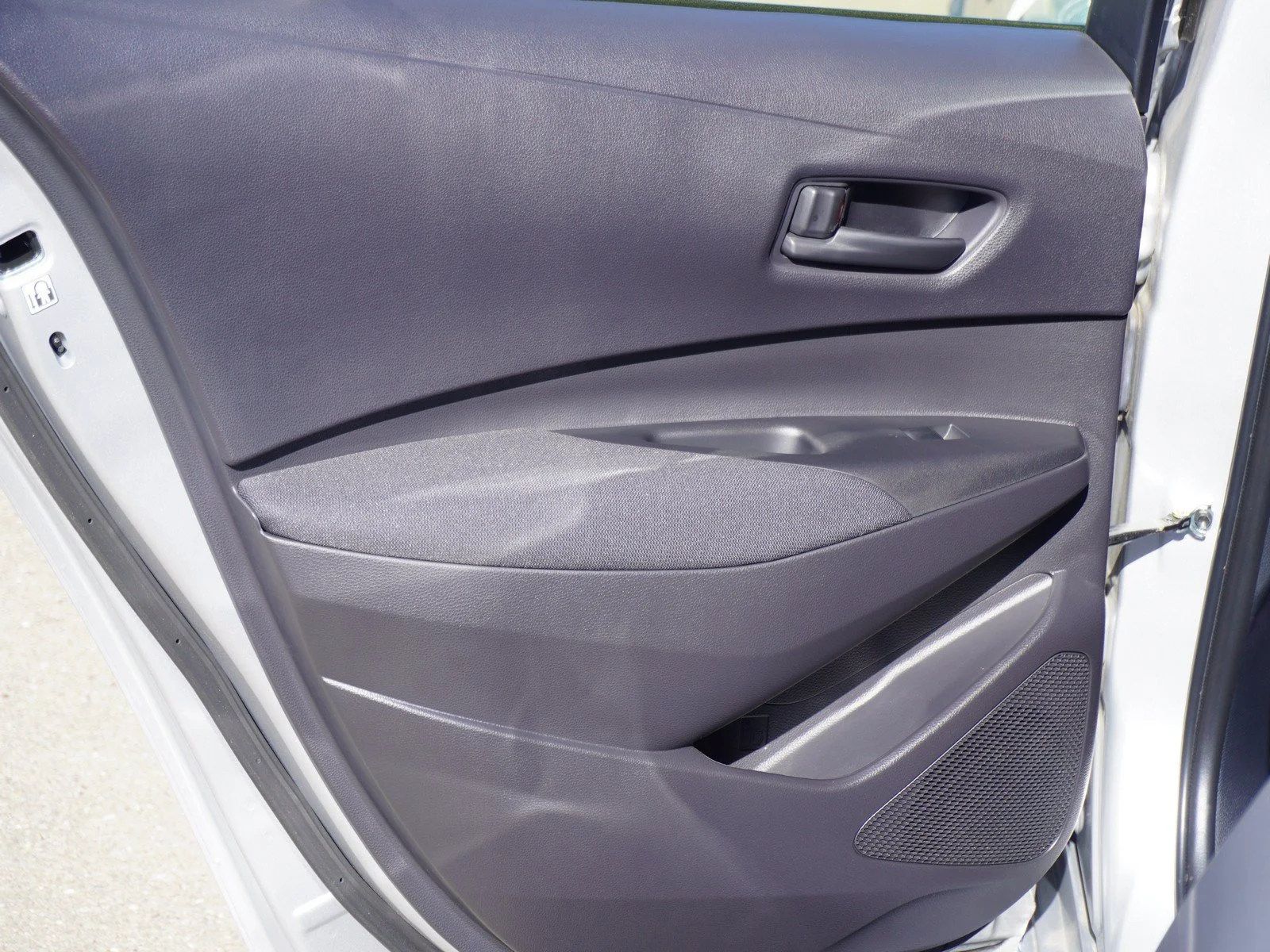 Used 2024 Classic Silver Toyota Hybrid XLE image 11