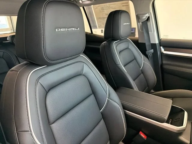 New 2026 Ebony Twilight Metallic GMC Denali image 32