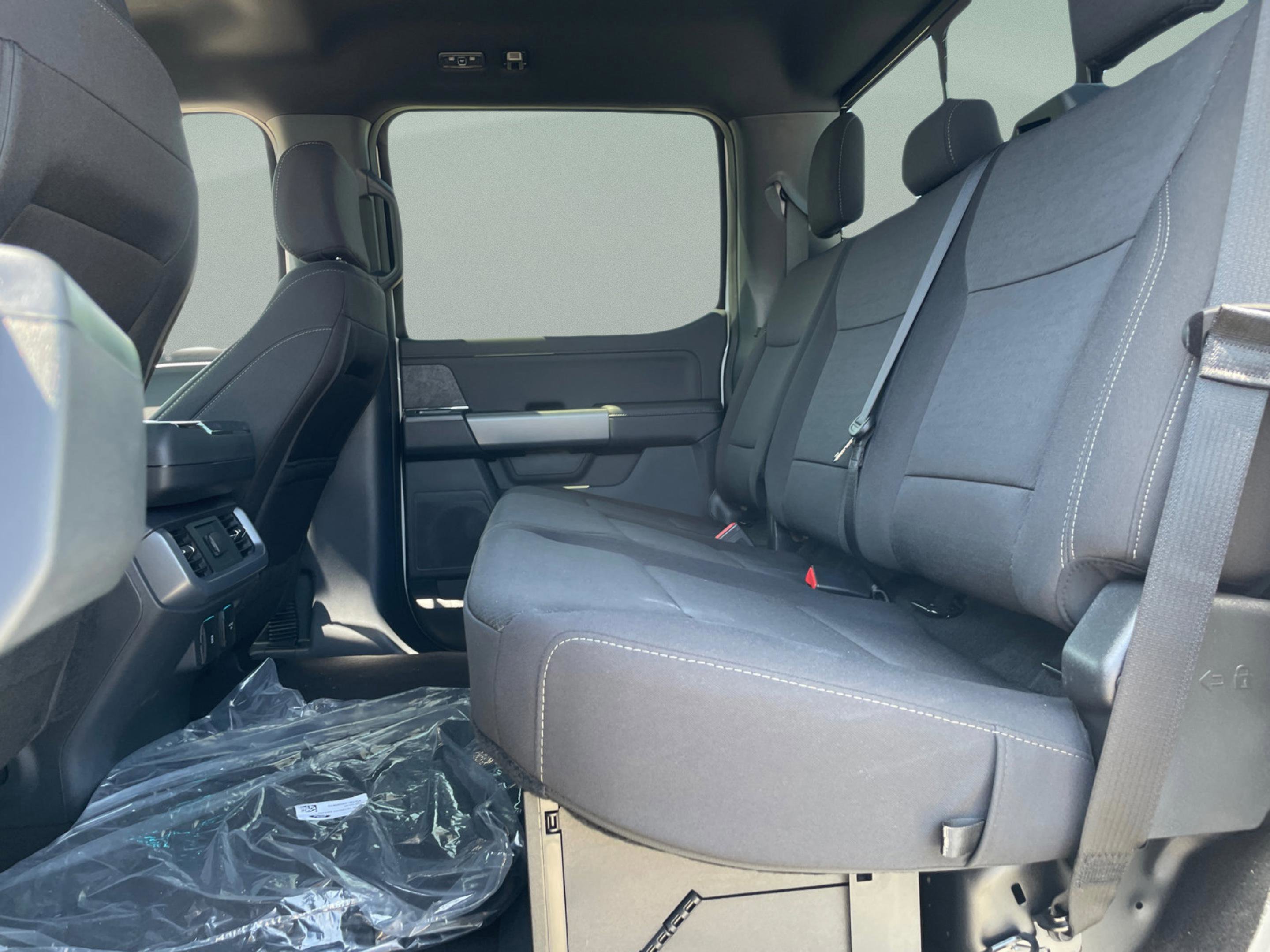 2025 Ford F-150 XLT - Photo 11