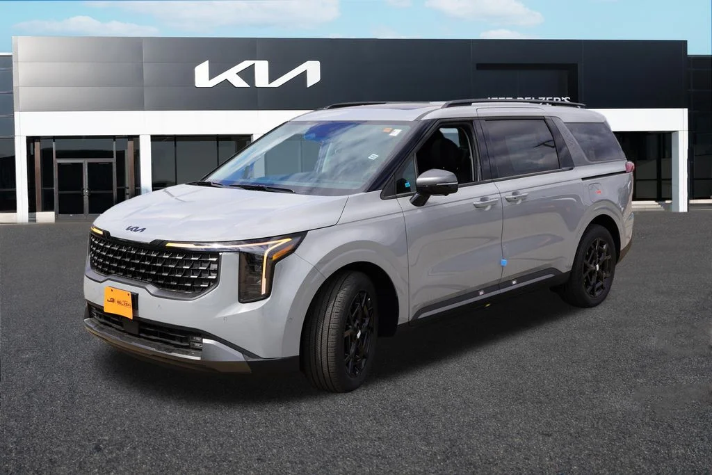 New 2027 Ceramic Silver Kia SX image 7