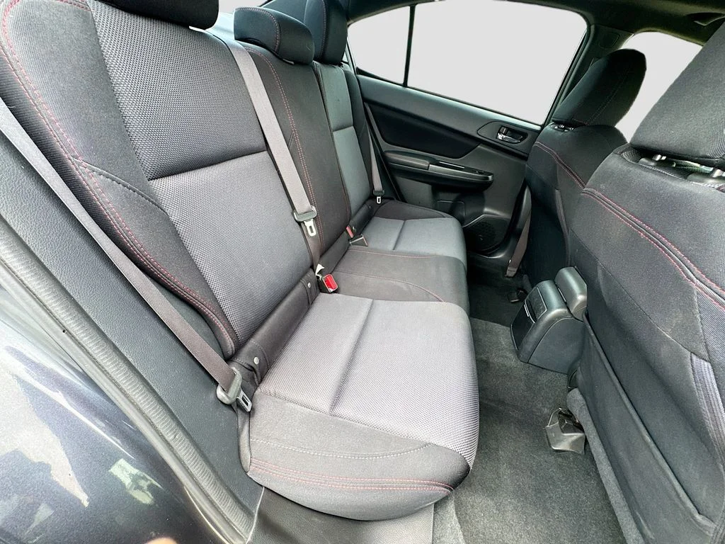 Used 2016 Gray Subaru Premium image 33