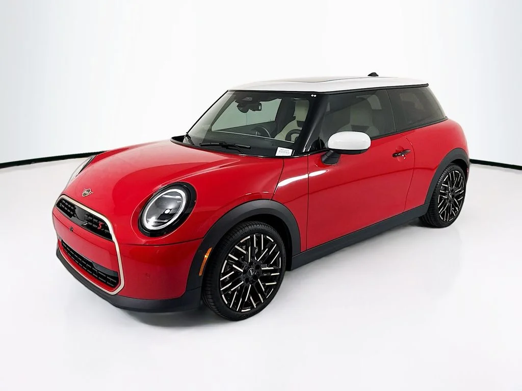 2026 MINI Hardtop Cooper S's photo