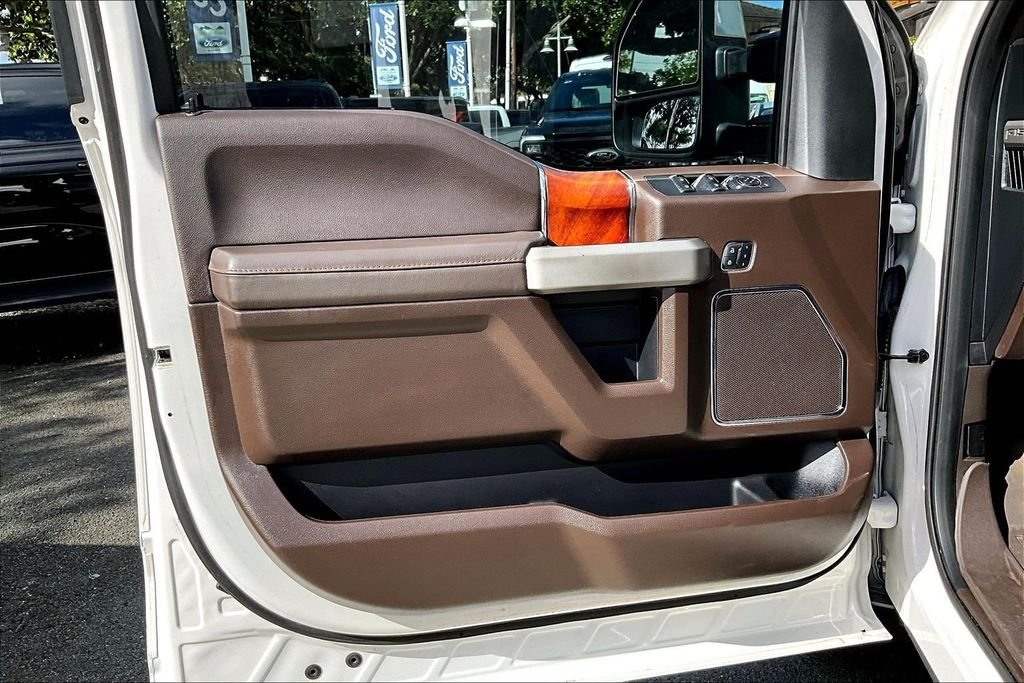 Used 2018 White Ford King Ranch image 18