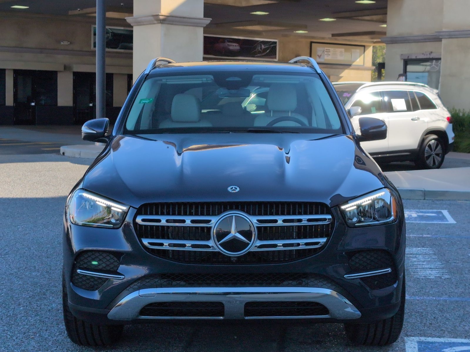 New 2026 Twilight Blue Metallic Mercedes-Benz GLE 450e image 6