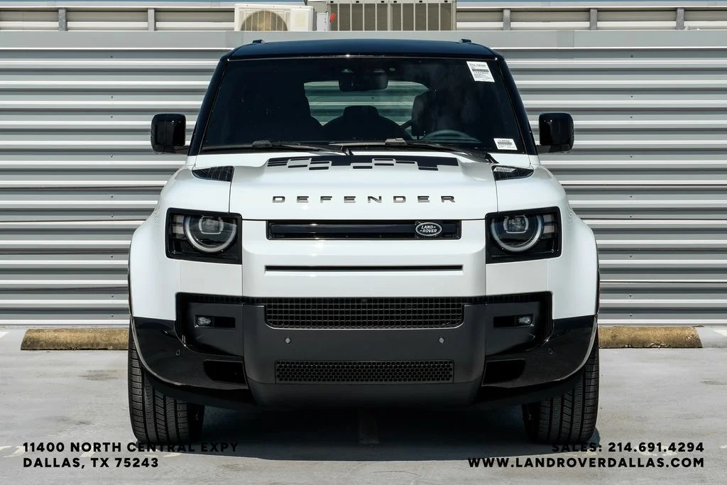 New 2026 Fuji White Land Rover X-Dynamic SE image 5