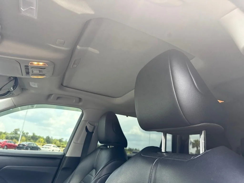 Used 2022 Black Toyota XLE image 6