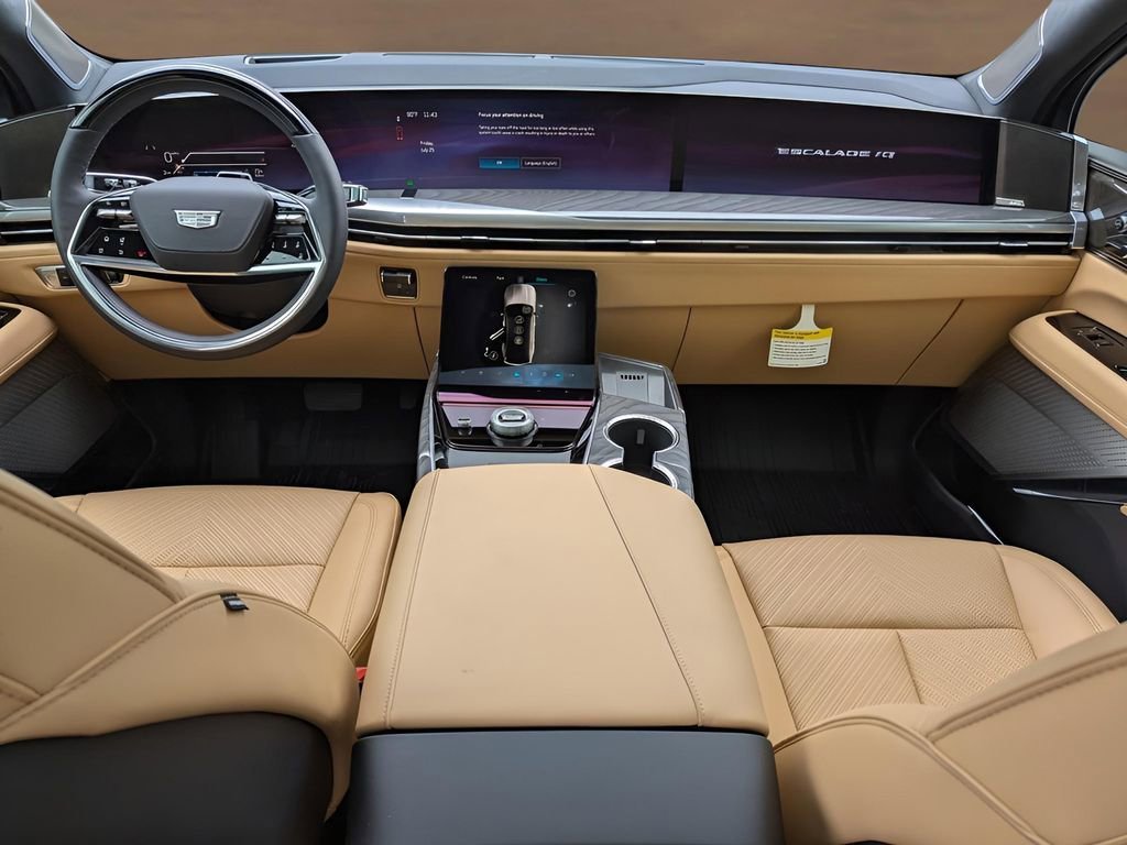 New 2026 Luna Metallic Cadillac Premium Sport image 17
