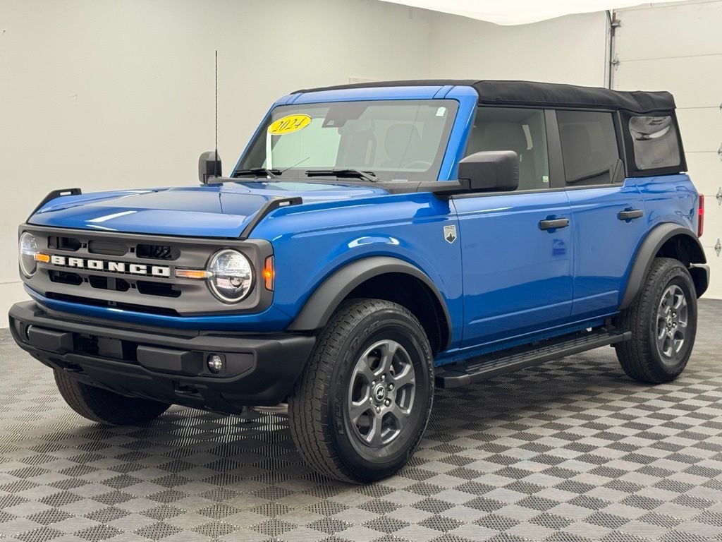 Used 2024 Blue Metallic Ford Big Bend image 2