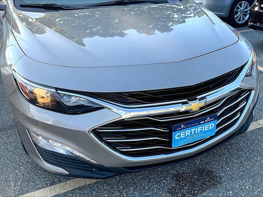Used 2022 Gray Chevrolet LT image 29