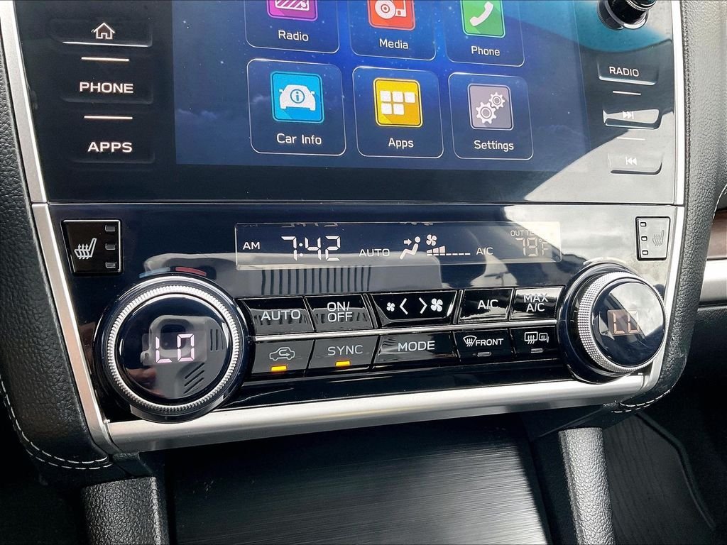 Used 2018 Crystal White Pearl Subaru 2.5i image 26